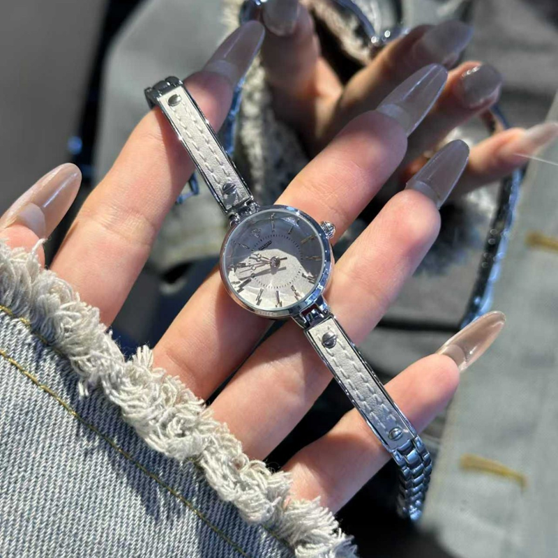 러브심플 여성용 쿼츠 시계 고급 시계선물 19,800원