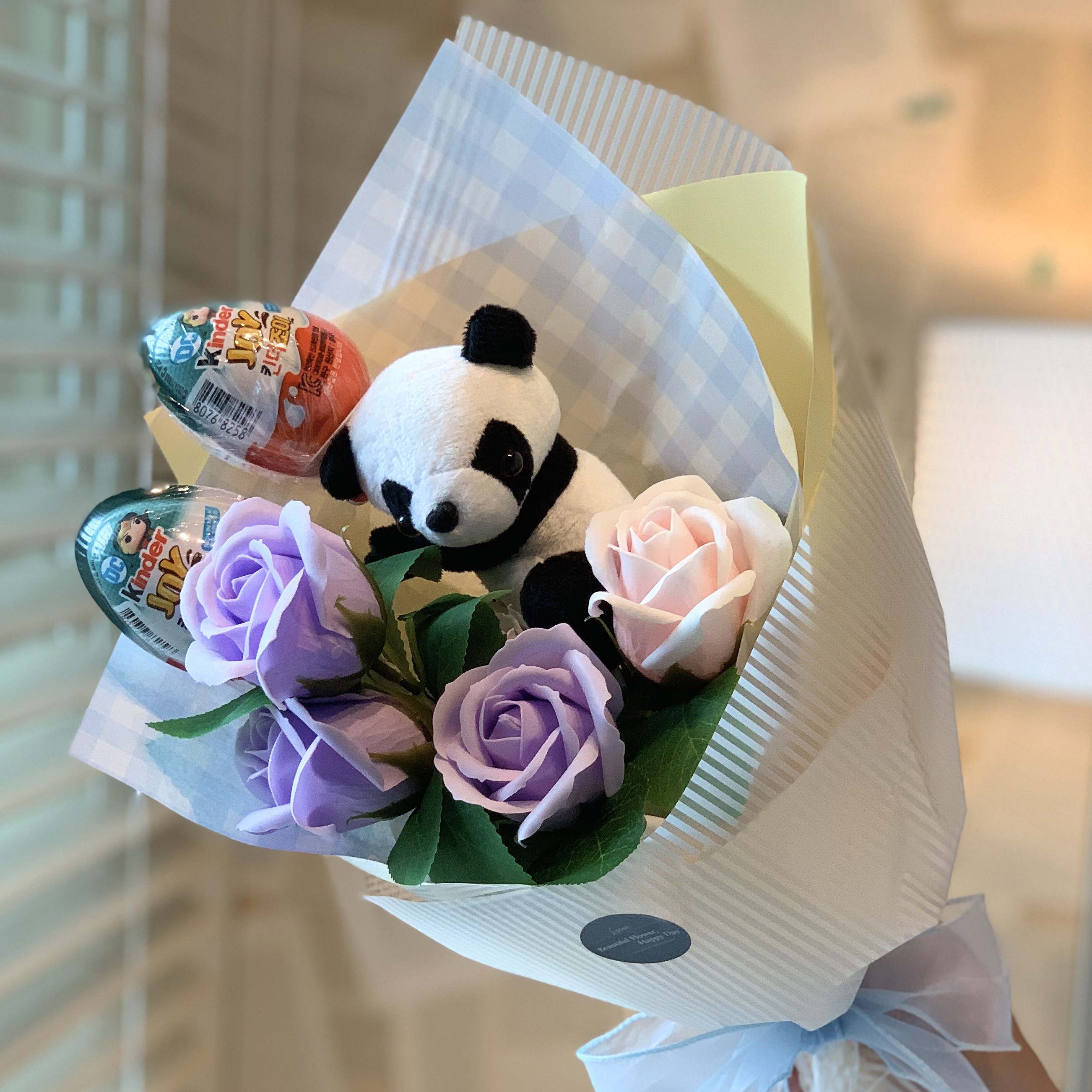 판다인형 킨더조이 꼭잡아판다 비누꽃다발 유치원졸업식 토퍼 어린이집 재롱잔치 기념일 축하 발표회 졸업식 29,700원