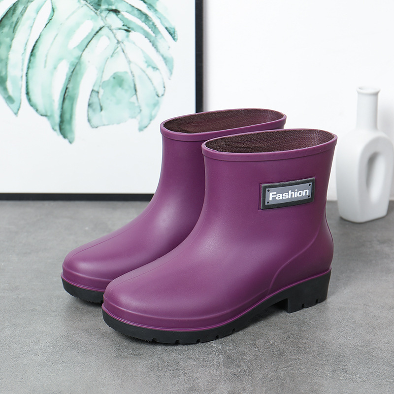 TIMEPURE 여성용 숏 레인부츠 신상 방수내마모성 장화 안전 작업화 편안한 착용감 고무신 19,900원