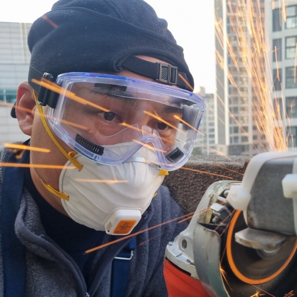 메디플러스 밴드형 안전고글 산업용 보안경 김서림방지고글 SP_0410G, 투명, 1개, 현재가 9,900원