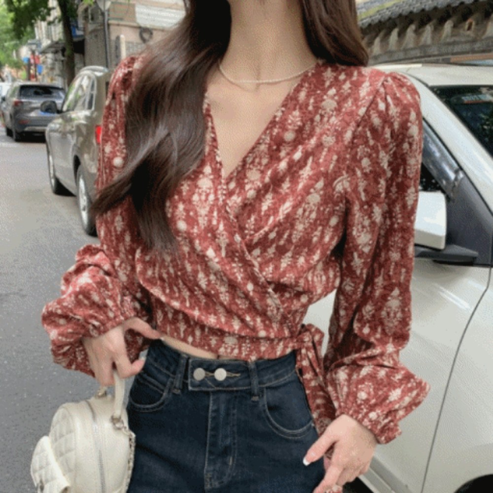 엘리오르 플로럴 리본 랩 퍼프 블라우스 여성 꽃무늬 랩 블라우스 여름 하객룩 상의 48,400원