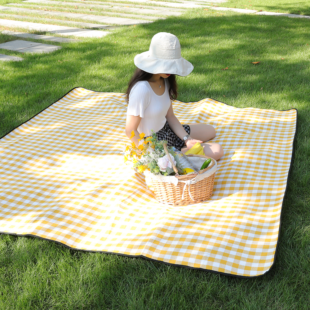 코멧 아웃도어 프리미엄 방수 피크닉 매트 16,990원