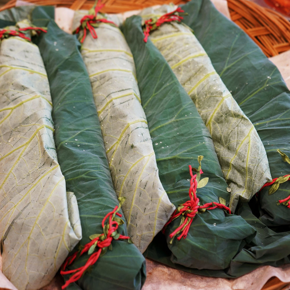 보현재 연잎 보리굴비 10미 + 연잎밥 선물세트 (영광 법성포 부세 특대, 30~32cm, 연잎밥 수량 옵션) 210,000원