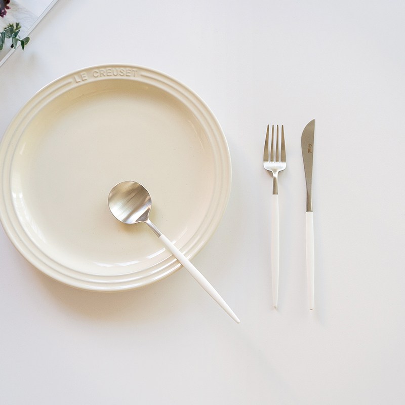 큐티폴고아 화이트 디너 3종세트(실버) 스푼, 포크, 나이프 82,400원