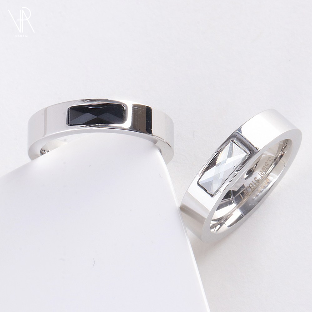 VARAM 써지컬316L반지 원석반지 심플 네모큐빅 반지 12,900원