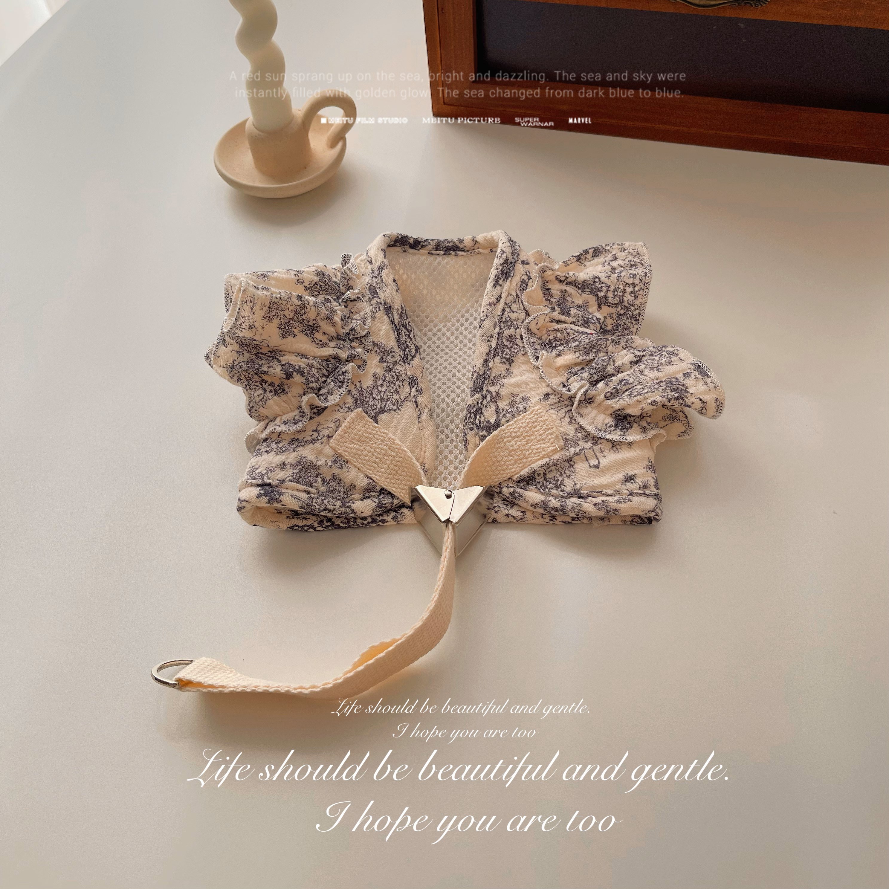 코코스튜디오 강아지옷 봄여름 거즈면 수채화 프릴하네스 세트, 1세트, 블루 14,900원