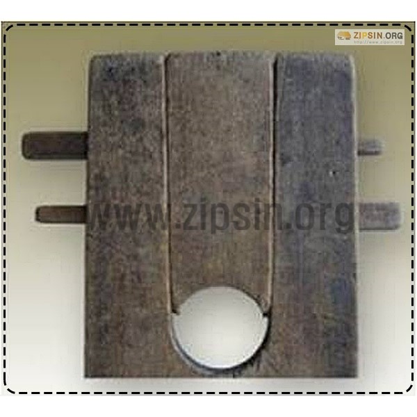 나무칼 손목 형구 전통 감옥 죄수 체험 민속품 전통물품 400,000원