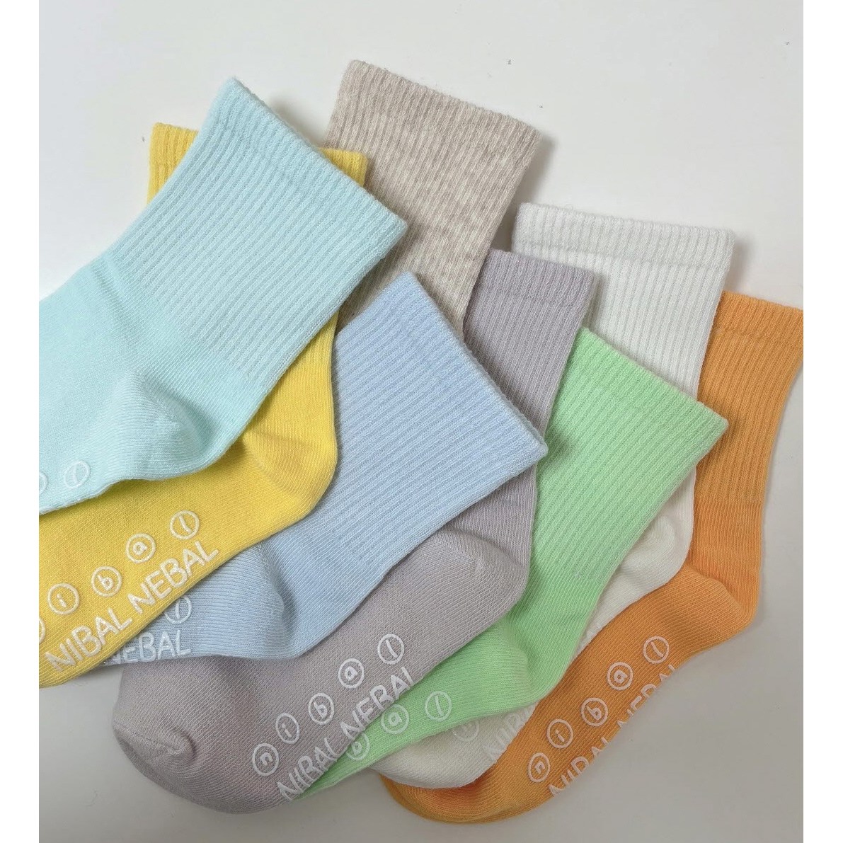 니발내발 유아동 크레파스 삭스 18,000원