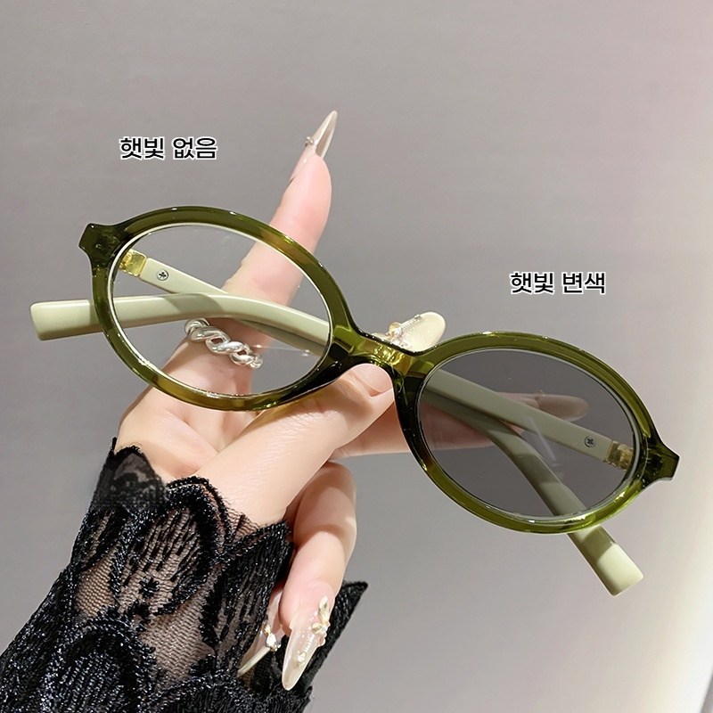 DZX 남녀공용 변색 패션 블루라이트 차단 안경 초경량 뿔테 선글라스,안경천+안경집 15,980원