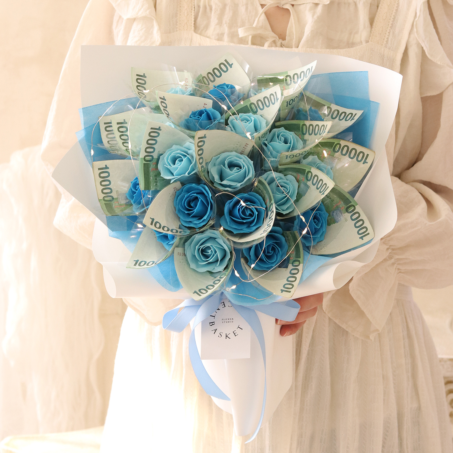 용돈 비누꽃 돈꽃다발 LED조명 20송이 세트 30,000원