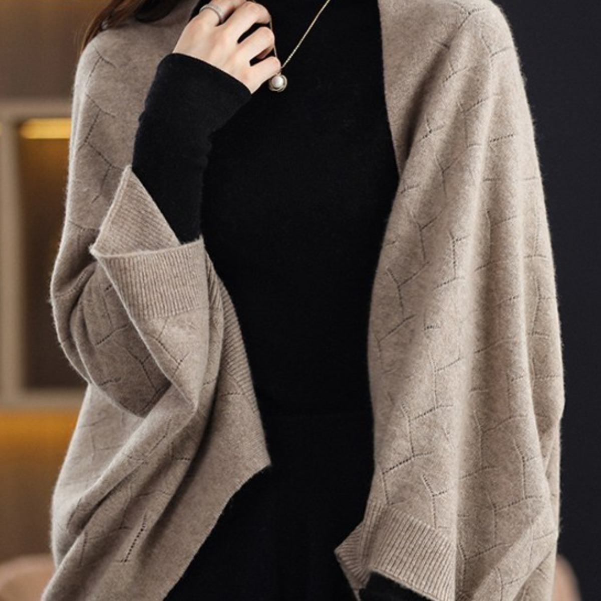 퀸앤조이 헤링본 니트 머플러 숄 가디건***판매자 SSK무역*** 45,800원