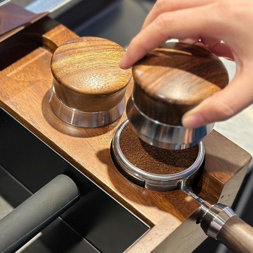 와블리스 디스트리뷰터 우드 템핑툴 레벨링툴 마카롱 커피 템퍼 51mm 58.35mm 35,000원