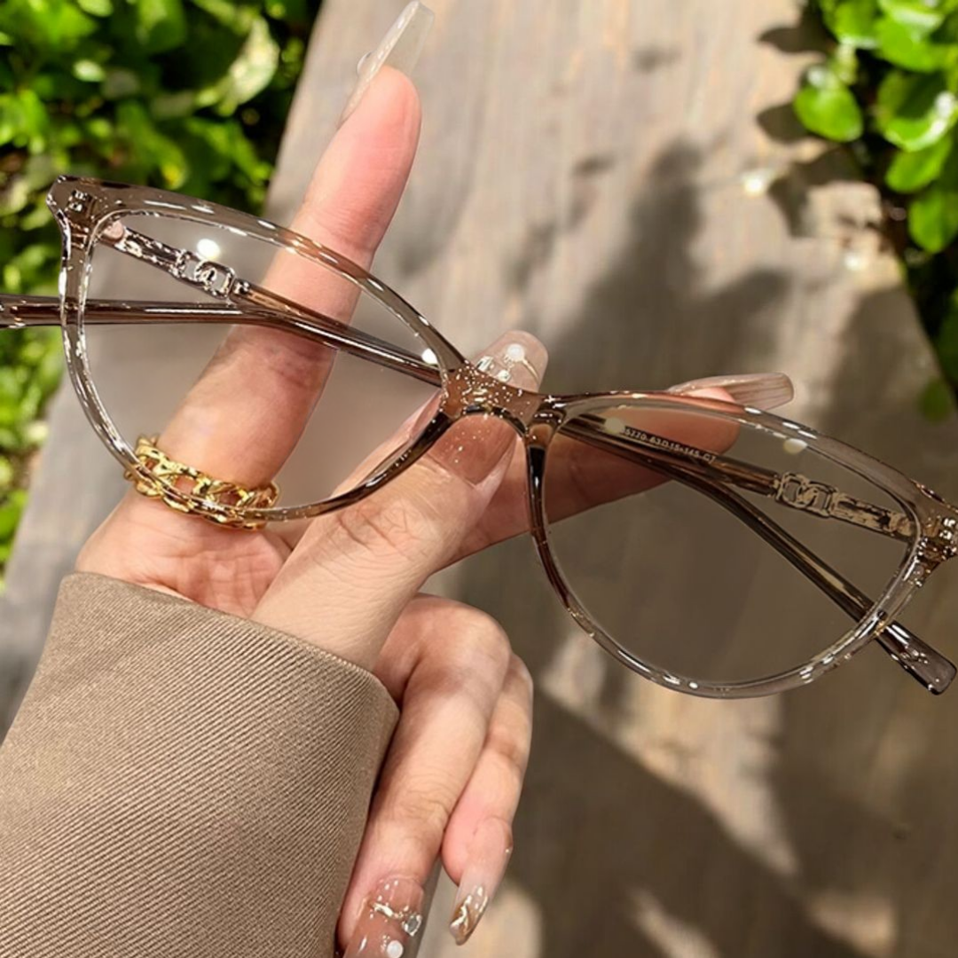 LICOV 긱시크 변색렌즈 UV차단 투명 뿔테 패션 선글라스 36,600원