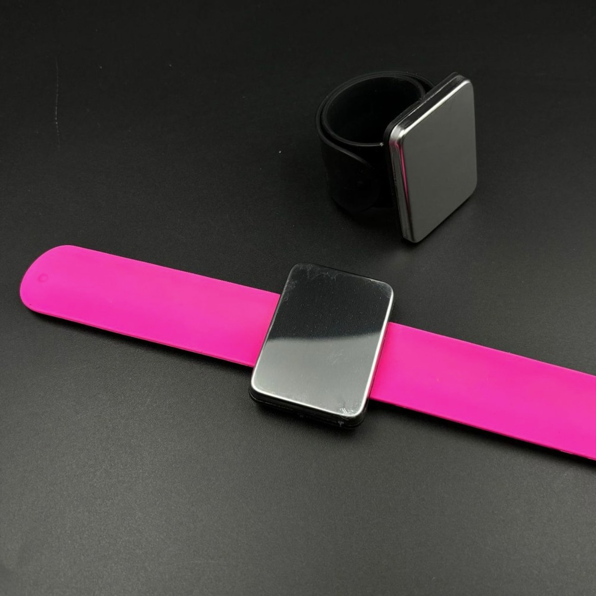 휴대용 자석 손목 밴드 마그네틱 공구 작업 자력 팔목 볼트 팔찌 너트 나사 못 피스 3color 8,980원