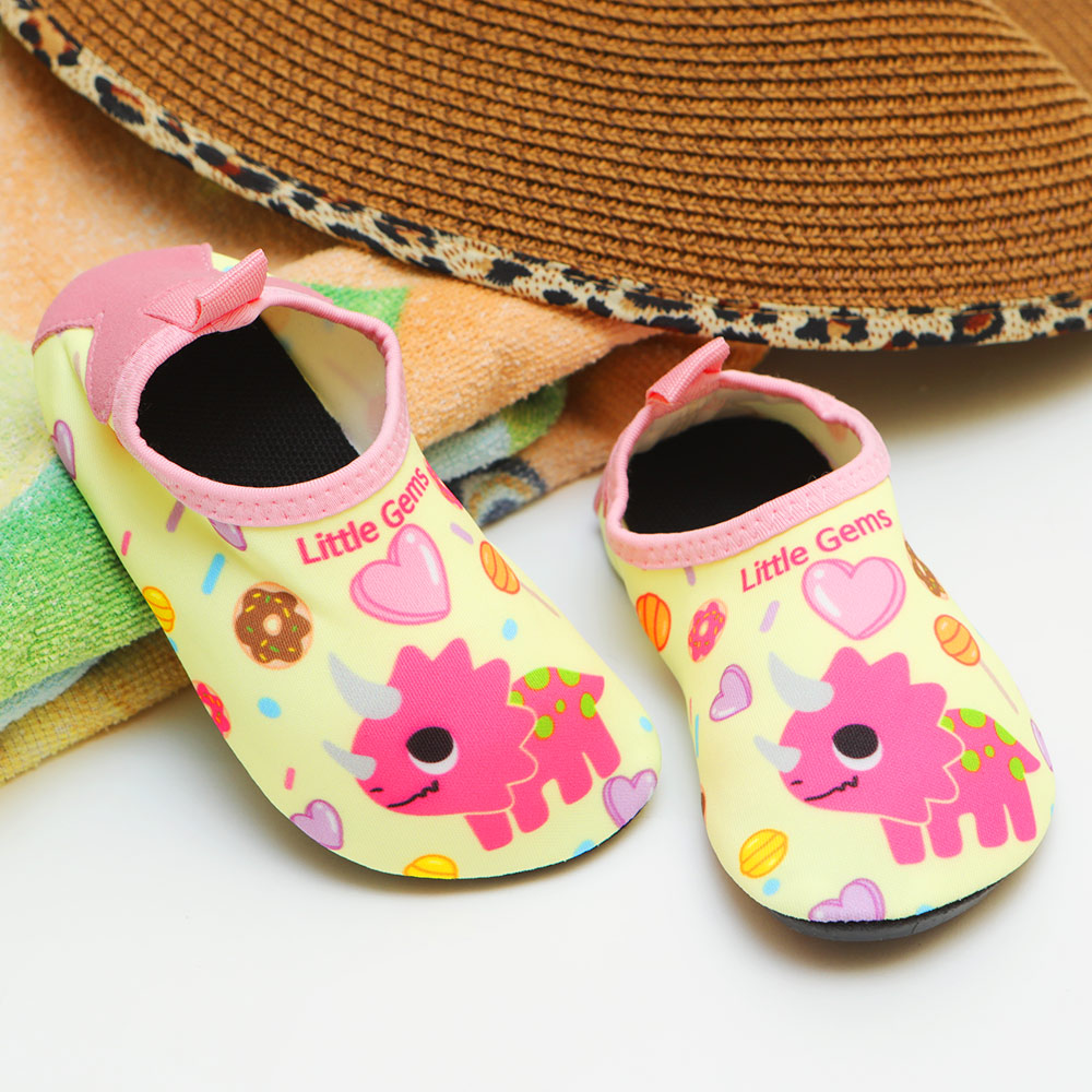 꼬꼬마슈 여름필수템 유아동 공용 아쿠아슈즈 kd691 11,900원