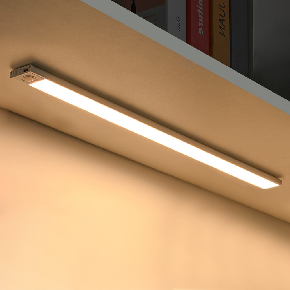 21세기트랜드 3컬러 C타입 USB 충전식 무선 센서 라이트, 실버, 1개 22,400원