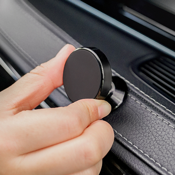 바디공식 각도조절 부착형 차량용 자석거치대 4,500원