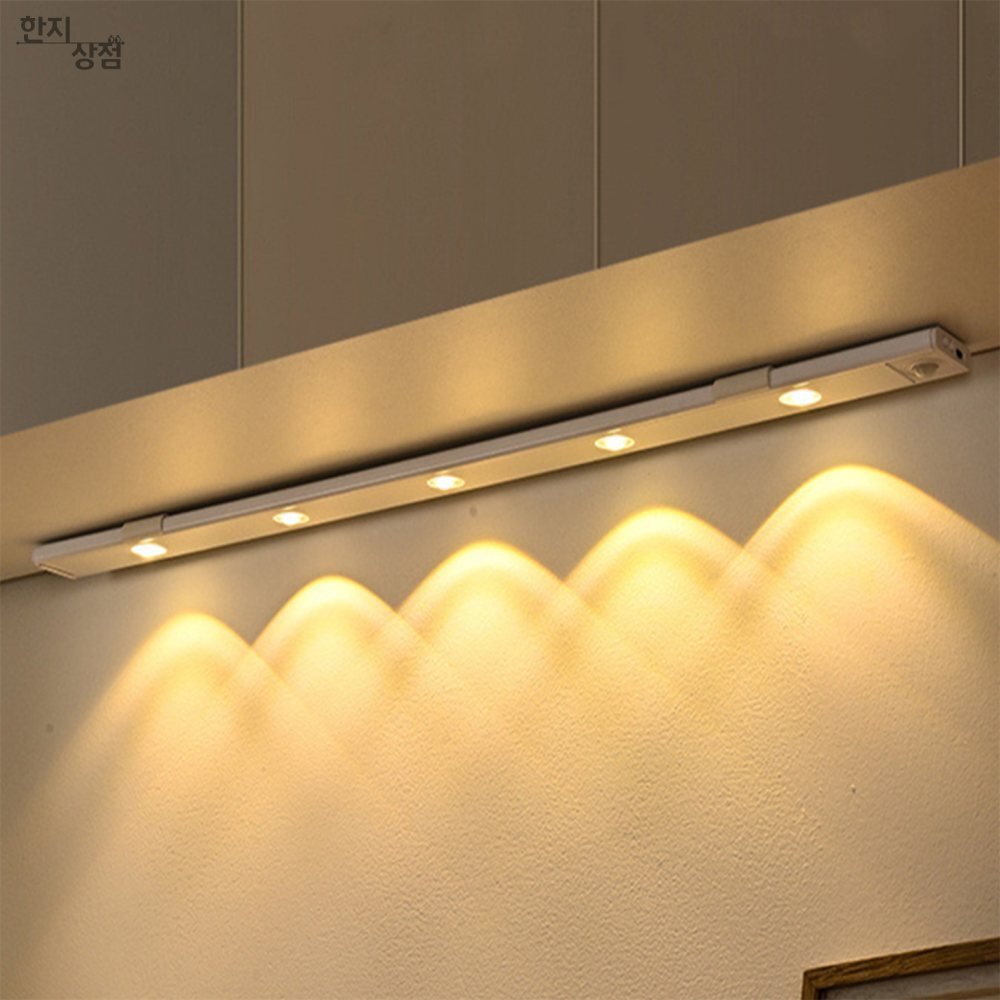 [llon몰] LED센서등 화이트60cm 계단센서등건전지 10,300원