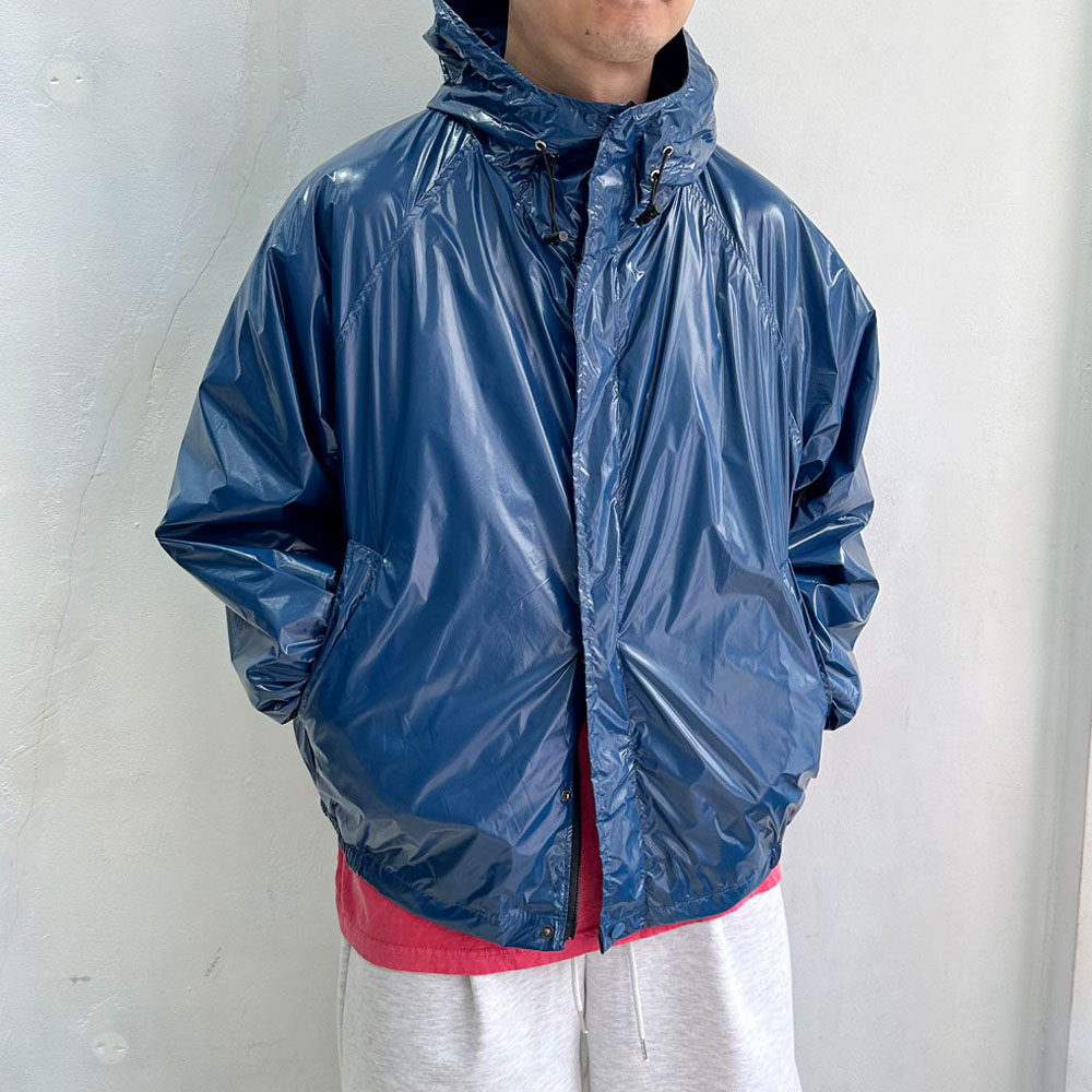 라운지21 남자 오버핏 투웨이 글로시 후드점퍼 68,000원