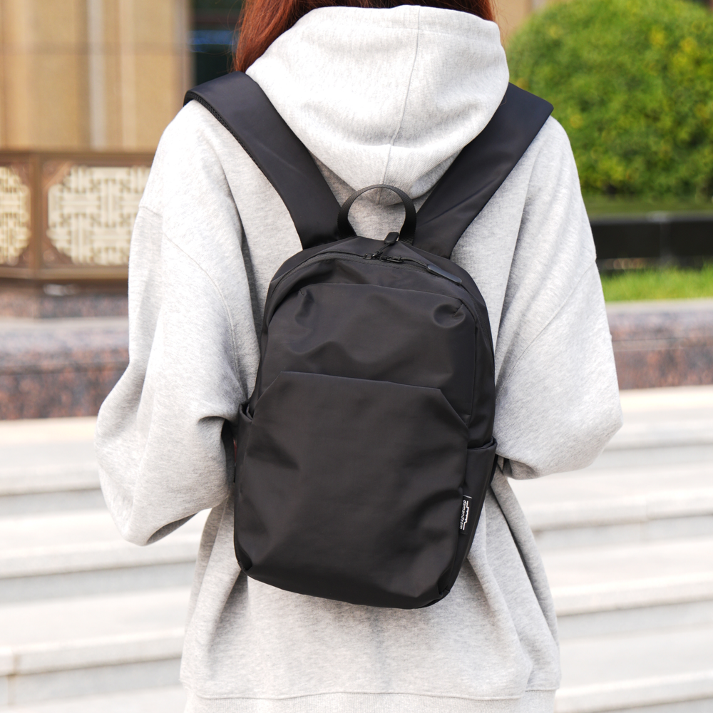 담앤드솜 이지나일론 백팩 남녀공용 19,800원