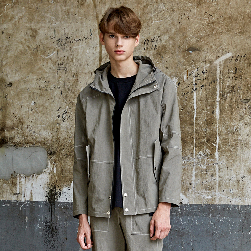 커스텀어스 어깨배색 후드트레이닝 점퍼 CFS23FWJP907 89,430원