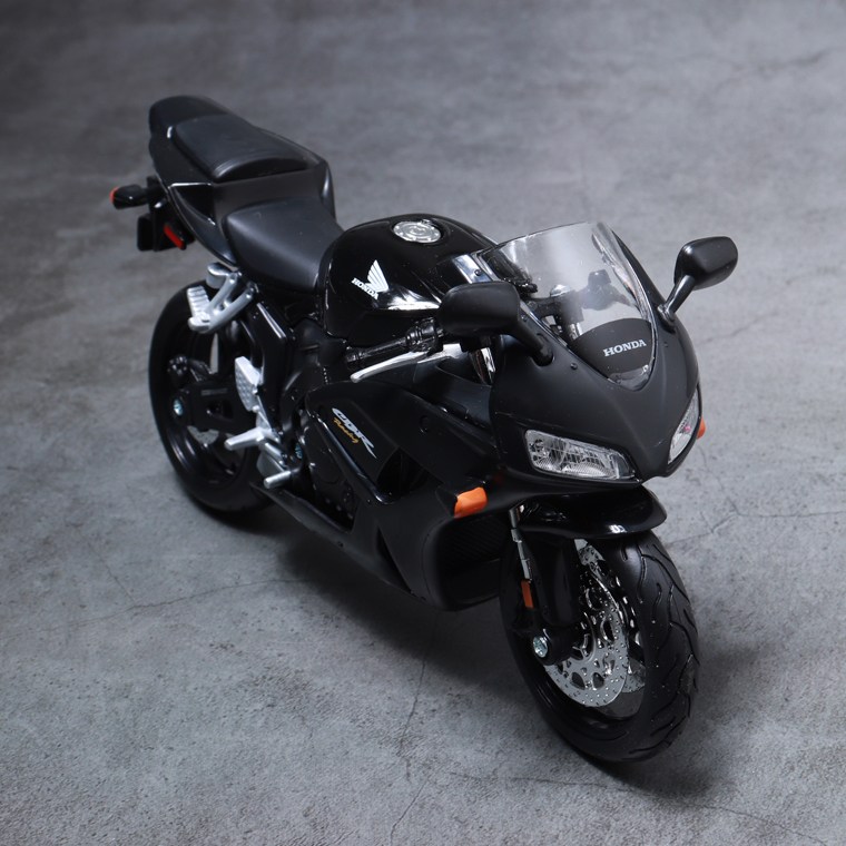 마이스토 1:12 다이캐스트 오토바이모형 바이크피규어, 혼다 CBR 1000 RR 블랙, 1개 17,900원