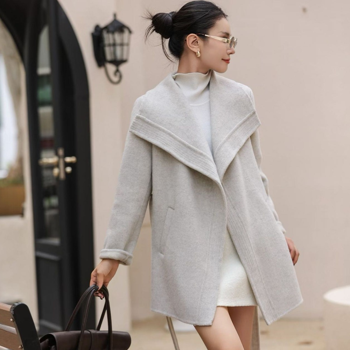 [C&D] 4color 여성 핸드메이드 더블 라펠 숄카라 스트랩 프리미엄 하프코트 230,000원