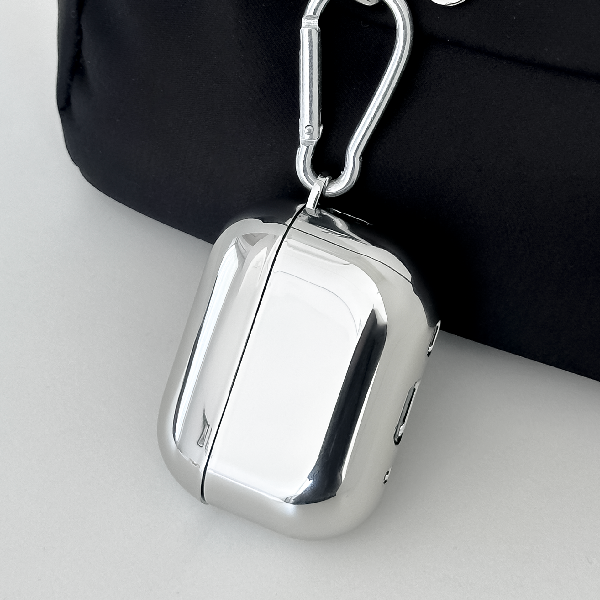 링고룸 에어팟 케이스 크롬 미러 카라비너 세트 + 클리너 증정 6,900원