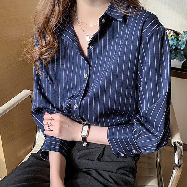 로렌미 모빈 스트라이프 카라넥 셔츠 블라우스 S250811FW-13 22,900원