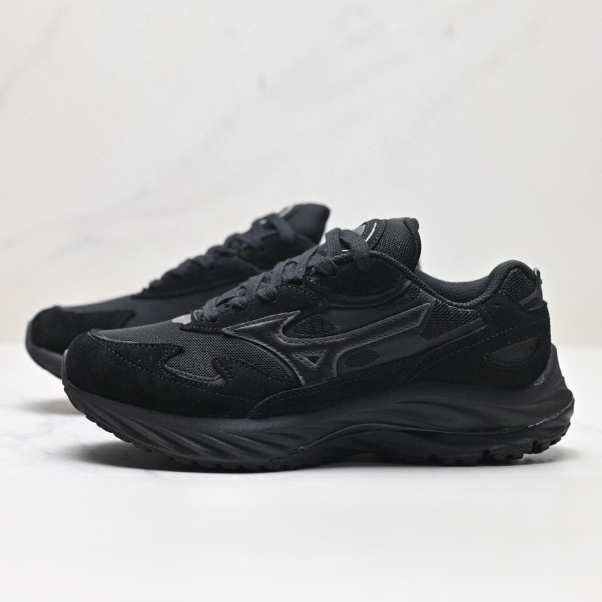 [미즈노 웨이브 라이더 캐주얼 운동화 D1GA330803 58,500원