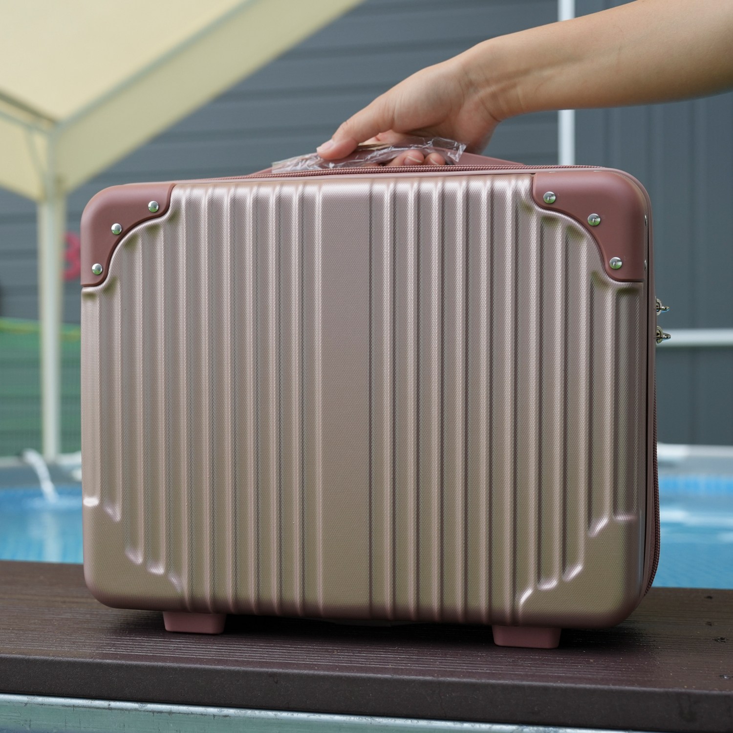 다퍼남 16인치 잠금기능 여행용 미니 캐리어 16,900원