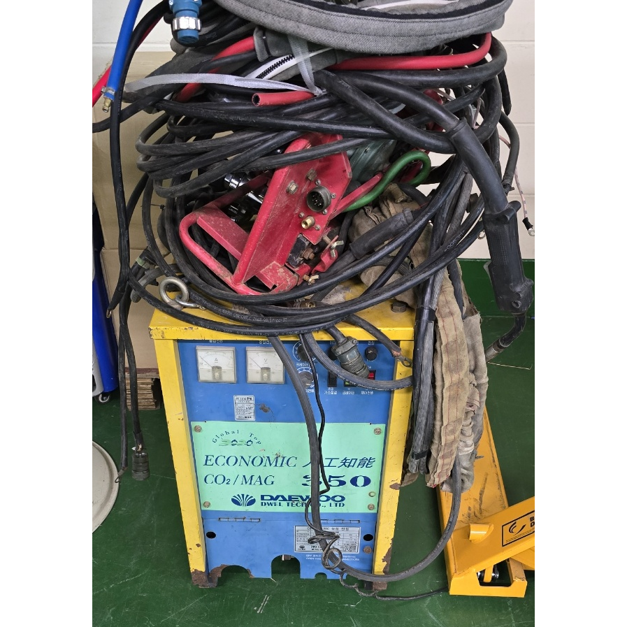 중고 대우 CO2용접기 SCR방식 350(350A)풀세트 케이블 휘다포함 1,100,000원
