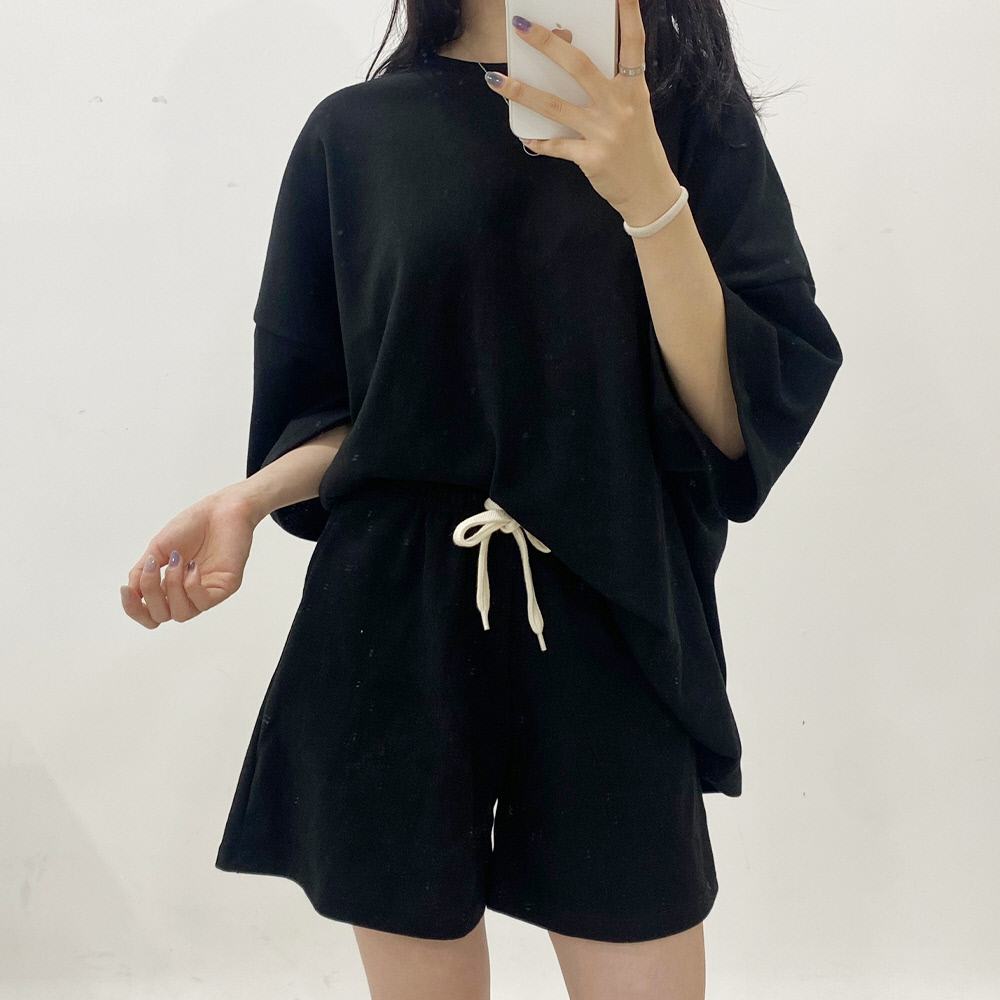 글래드블리스 여성 무지 오버핏반팔 + 반바지 셋트 22,900원