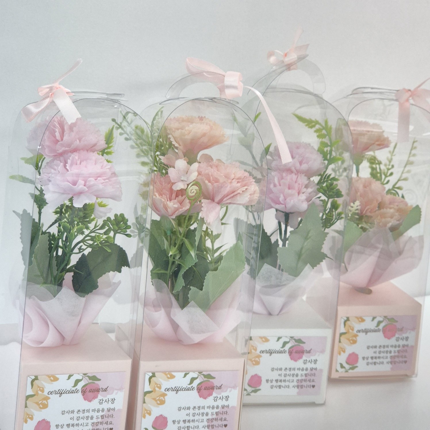 마블파티 어버이날 두송이 조화 카네이션 피치핑크4개 1세트 13,800원