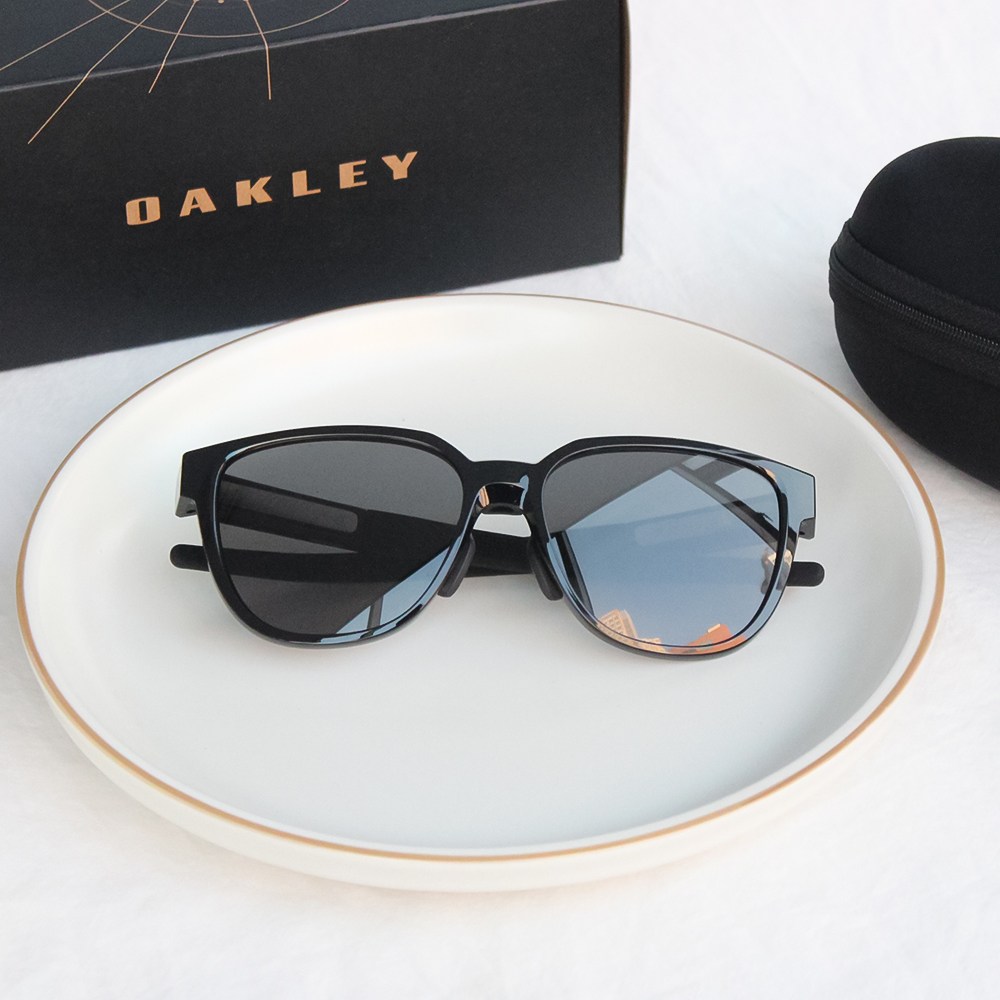 오클리 9250 A 엑츄에이터 고글형 러닝 뿔테 선글라스 (룩소티카 정식수입) 198,360원