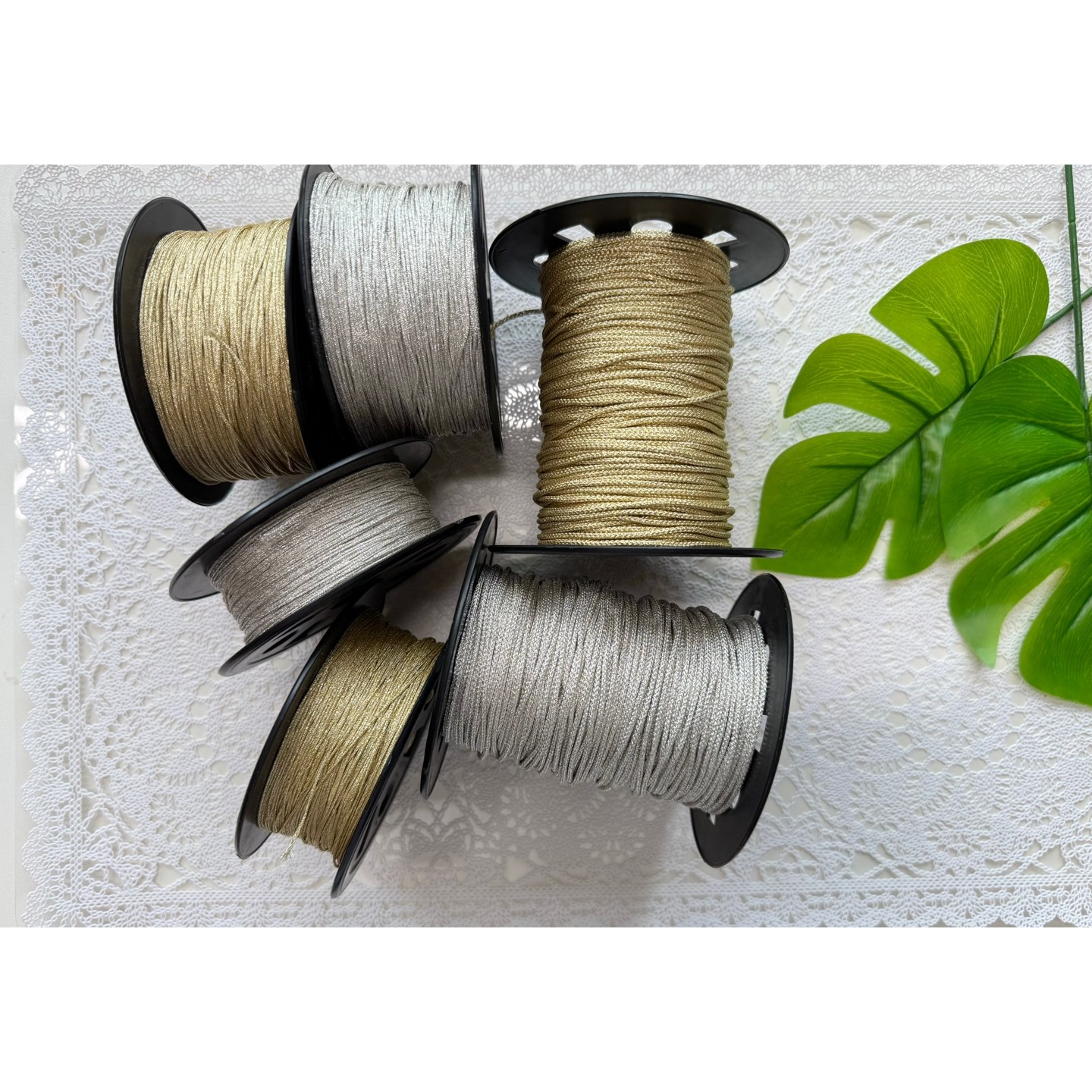 [YT공예] 국내생산 금사,은사 매듭실 1mm금사,은사/200yd(1롤) / 합성섬유사 매듭실,비즈줄,매듭공예재료, 1개 42,000원