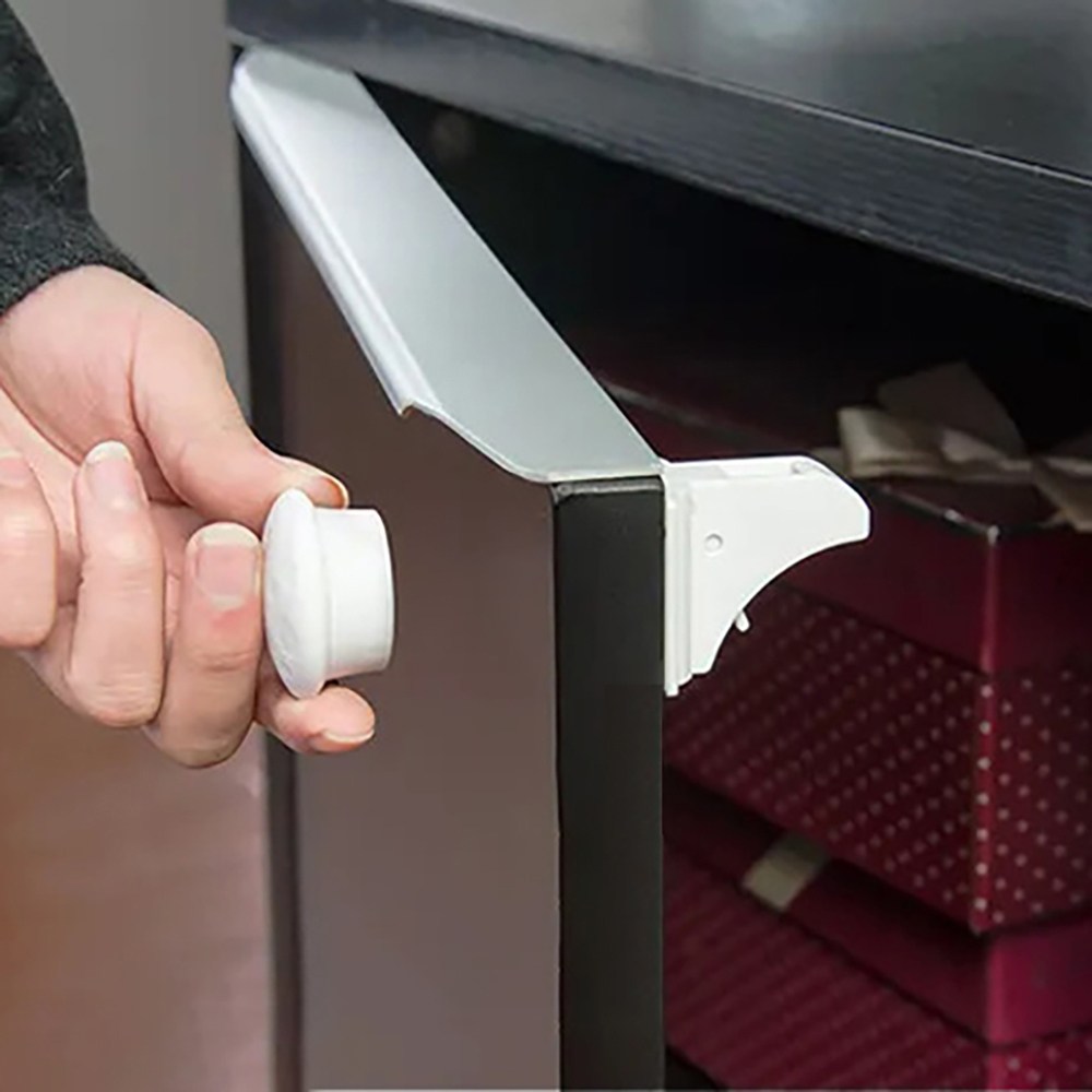 히든키즈락 4셋트 자석 안전잠금장치 어린이집 서랍잠금장치 서랍장 냉장고 아기 유아 여닫이 싱크대 가구 문고리 다용도 문잠금 문열림방지 8,900원