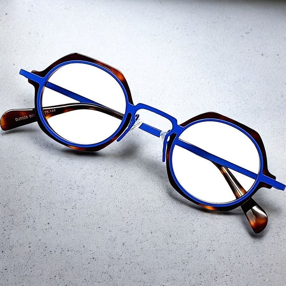 [오늘발송] EYES ONE 고퀄리티 메탈 뿔테 콤비 안경 고도근시 고도수 돋보기 돋보기테 작은 이쁜 명품 안경테 105,000원