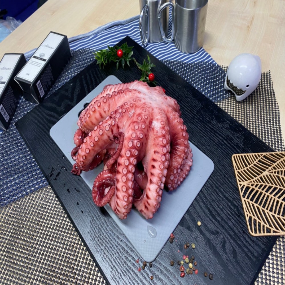 원물 1.2~1.3kg급 대왕 자숙문어 한정수량, 1개, 자숙 후 900g 내외 25,900원