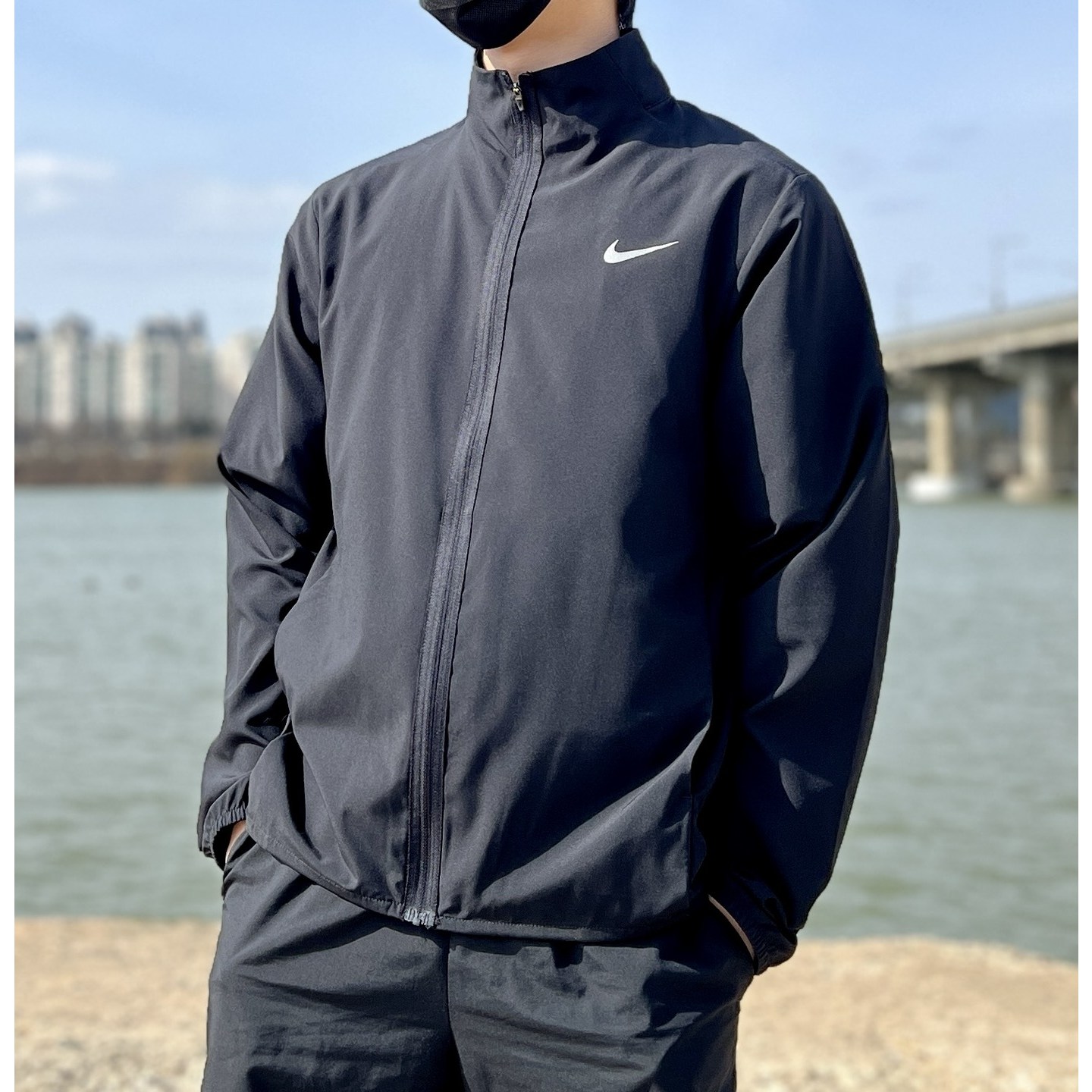 나이키 RCH 남성 경량 드라이핏 바람막이 집업 러닝 자켓 스포츠 얇은 점퍼 의류케이스세트 72,900원