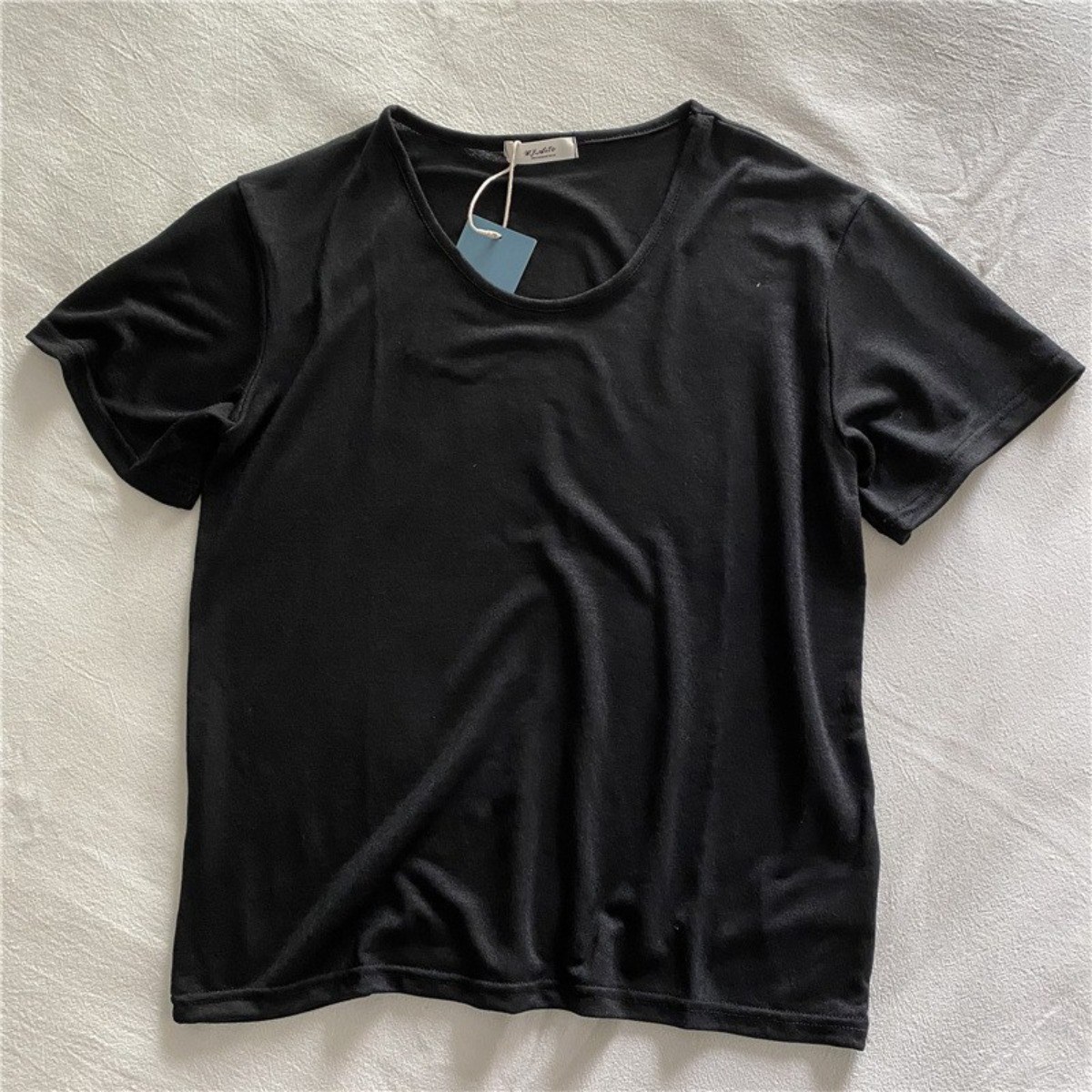 부드럽고 쫀쫀한 루즈핏 편한 여성 반팔티 19,900원