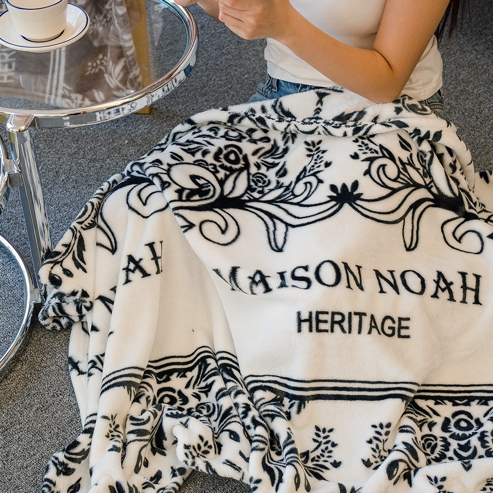 메종노아 헤리티지 플란넬 극세사 무릎담요 2색상 12,900원