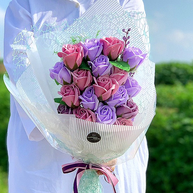 20송이 모던바이올렛 비누꽃다발 졸업식 입학식 연주회 시상식 축하선물 화이트데이 프로포즈 27,000원