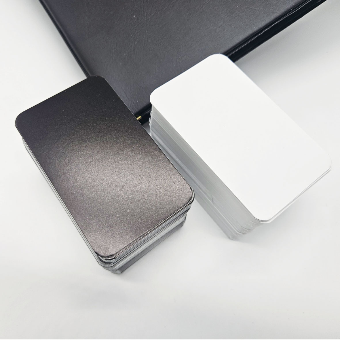 무지명함,두꺼운 메모지,낱말카드, 단어카드 디자인Y, 국내생산, 플라스틱 고급 케이스, 블랙, 200매 17,900원