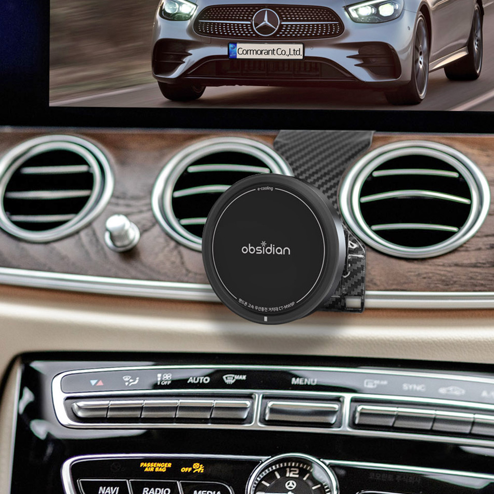 벤츠 E클래스 W213 e쿨링 Qi2 핸드폰 고속 무선충전 거치대, 블랙, CT-MW9PE_B+CT-HCM00 52,800원