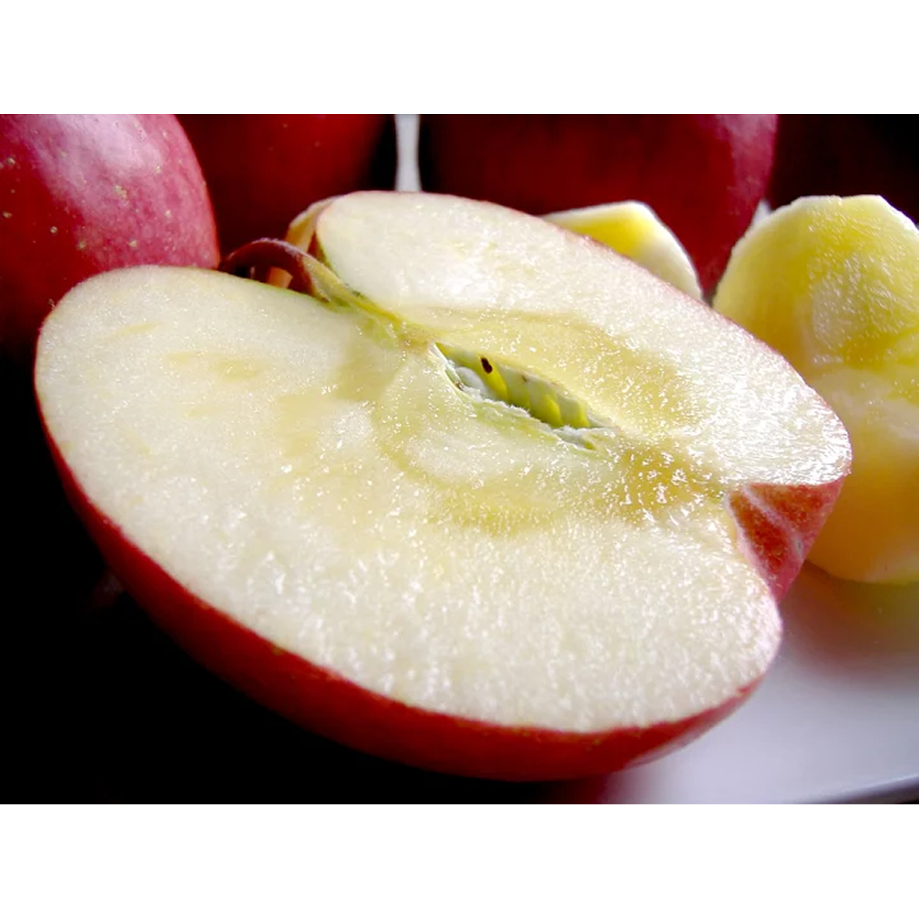 [재구매1위] 50박스한정 달콤아삭 가정용 부사사과 37,900원