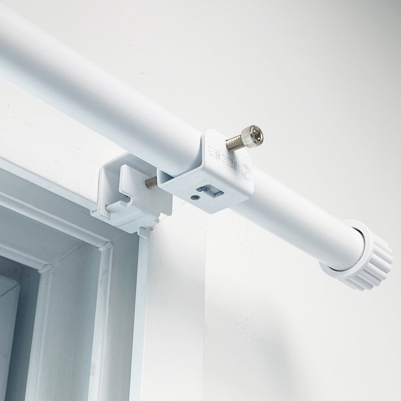 감성다는남자 안뚫어고리 버전 1 2.4 x 2.3 cm, 화이트, 3개 14,850원