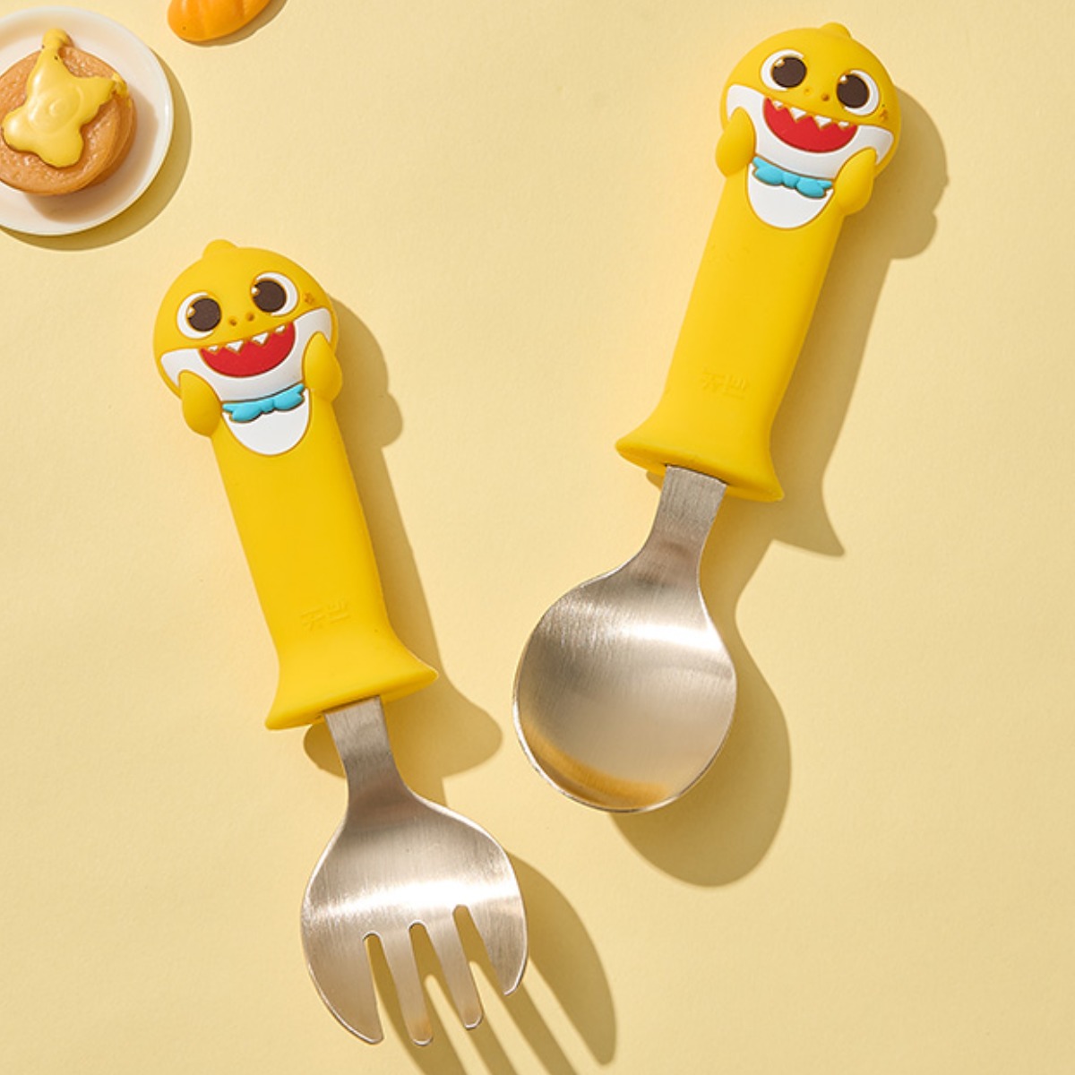 놋반 핑크퐁 아기상어 방짜유기 유아 스푼포크 세트 돌선물 생일선물, 1세트, 스푼포크, 옐로우 37,000원