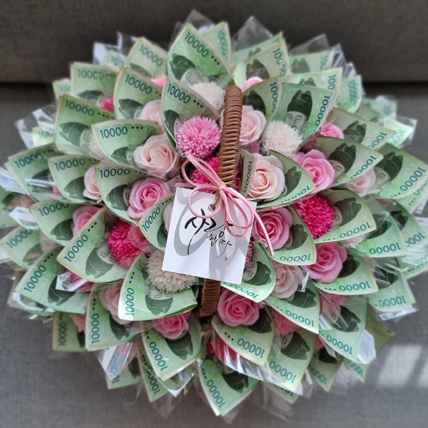 (늘솜아뜰리에) 소중한 마음 비누꽃 돈꽃바구니  60송이, 70,송이, 80송이 돈바구니 어버이날 생일 결혼기념일 회갑 칠순 팔순 79,000원