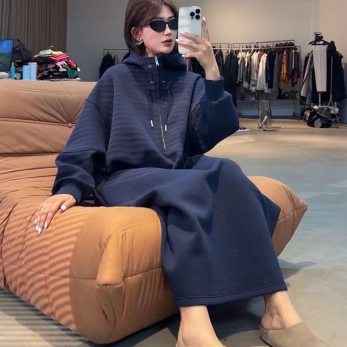 꽃소담 여성 빅사이즈 150kg까지 가을 겨울 오버핏 긴팔 롱 원피스 맨투맨 티셔츠 HZHF3775 43,000원